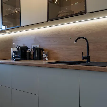 Mohost Noua 3 - Premium Escape With Balcony Views Apartament Braszów